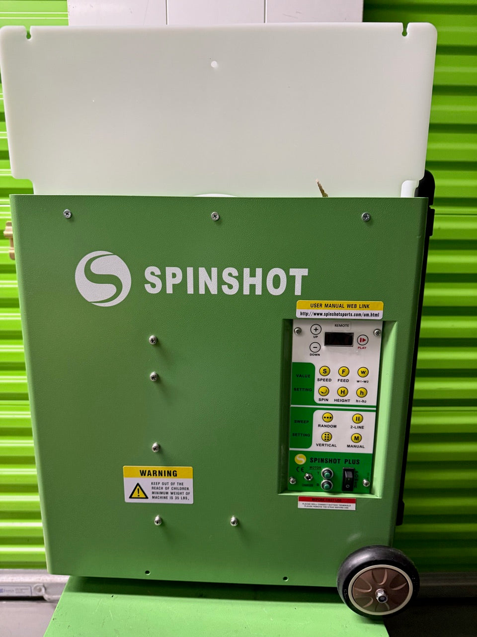 SPINSHOT テニスボールマシン Amazon | Spinshot Plus テニスボールマシーン (中級プレイヤー